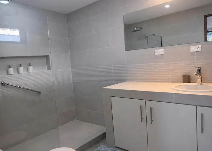 3 Bedrroms 3 Bathrooms Private Pool Holiday home *